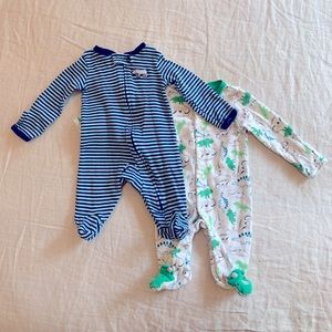 Carters Newborn Onesies (Size NB, 2-pack)